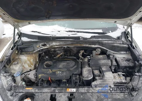 2017 Hyundai Santa Fe Sport 2.4L из США, поврежденный, VIN 5NMZUDLB3HH007889